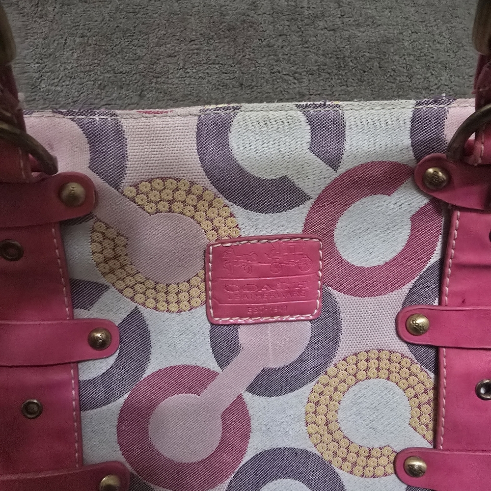 Vintage COACH Pink Patterned Tote Bag with Pink Trim - Picture 3 of 13
